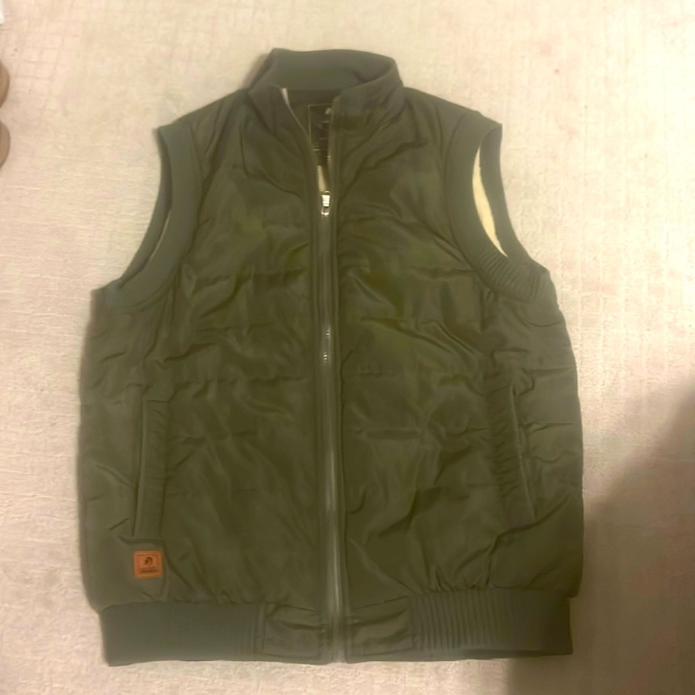 Cool choice green down/puffer vest